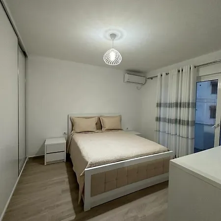 Real Luxury * Sarande